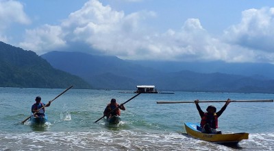 Melihat Keseruan Balap Perahu Kunting di Pantai Mutiara Trenggalek