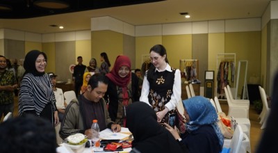 Dinkop dan UKM Gandeng Dekranasda Jatim Gelar Workshop Usaha Kekinian