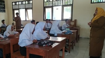 Alhamdulillah, Murid di Bangkalan Boleh Pakai Seragam Bekas