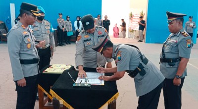 5 Kapolsek Jajaran Polres Situbondo Dimutasi