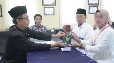 Tahanan Lapas Tulungagung Menikah, Mempelai Wanita Berderai Air Mata