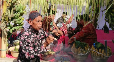 Tombak Kyai Upas Kembali Dijamas di Pendopo Kanjengan Tulungagung