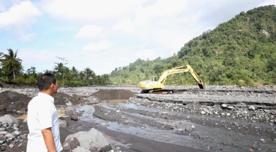 Bangun Tanggul Bronjong di Desa Purorejo Lumajang untuk Pindahkan Aliran Sungai