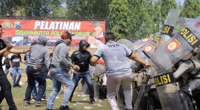 Sispamkota Gelar Simulasi Uji Kesiapan Personel Gabungan