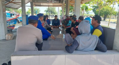 Nelayan Lamongan Curhat ke Polisi, Sering Gesekan dengan Tuban dan Bawean