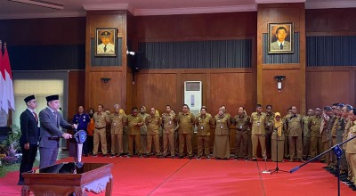 Mutasi Pejabat Pemkot Surabaya, Korban Jarang Curhat