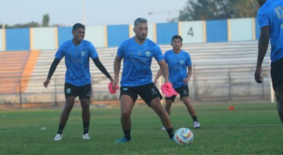 Matt Lagos Batal, Persela Lamongan Gercep Cari Pengganti