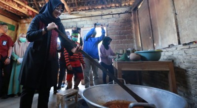 Mencicipi Manis Gula Aren Organik Produksi Warga Lereng Ijen Banyuwangi