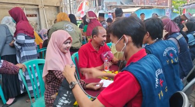 795 warga Surabaya Dapat Layanan Medis dalam Aksi Sosial Djarum Foundation dan Ponpes Tahsinul Akhlaq Bahrul Ulum
