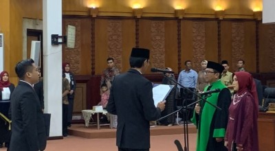Ratna Resmi Dilantik jadi Anggota DPRD Surabaya Gantikan Riswanto