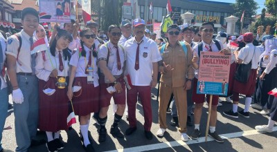 Ada Siswa SD Berkumis Ikut Karnaval di Kota Pasuruan, Eh...Ternyata Gus Ipul