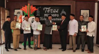Wali Kota Pasuruan Terima 475 Sertifikat Tanah Milik Pemerintah dari BPN