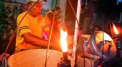 Mencicipi Kelezatan Lontong Cecek dan Kupang Khas Sidoarjo di Pasuruan