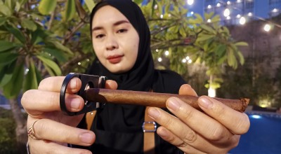 Sunset Cigar, Event Nikmati Cerutu saat Senja di Gresik
