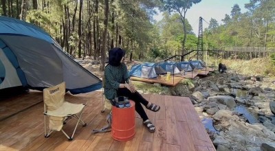 Camping Asyik di Jolotundo Edupark Nganjuk, Menginap Tengah Hutan Pinus yang Sejuk