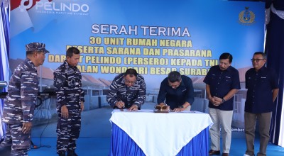 Dukung Tugas dan Fungsi AL, Pelindo Regional 3 Serahkan 30 Rumah Negara