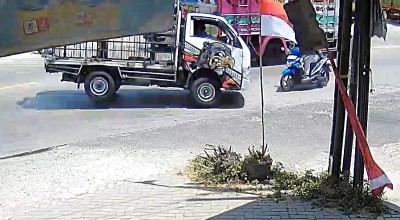 Pemotor di Bojonegoro Tewas Terpental usai Ditabrak Mobil Box
