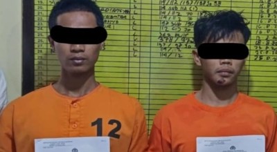 Tersinggung Disoraki saat Jatuh, Pemotor Ugal-ugalan Hajar Pengunjung Warkop di Tulungagung