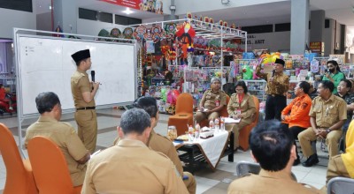 Cari Strategi Datangkan Pembeli, Mas Ipin Gelar Rapat di Pasar Pon Trenggalek