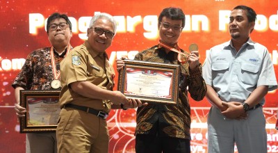 7 Penghargaan dari Disnakertrans Jatim Diraih SIG karena Konsisten Terapkan Manajemen 5R