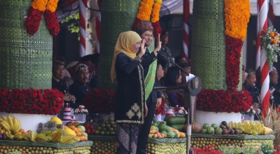 Akhiri Masa Jabatan, Ribuan Mural Khofifah-Emil Pecahkan MURI