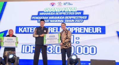 Kampung Edukasi Antar Pemuda Lamongan Juarai Wirausaha Berprestasi Kemenpora