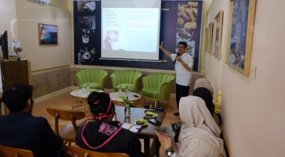 Tanggung Jawab Moral Wartawan: Beri Edukasi pada Masyarakat Jelang Pemilu