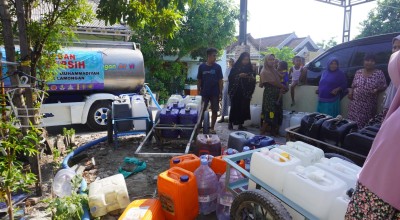 Muhammadiyah Lamongan Bantu Warga Terdampak Kekeringan