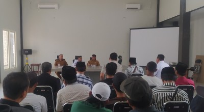 Syarat Pengalaman Kerja Dicoret, Bacakades Protes ke DPMD Bangkalan
