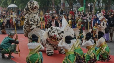 Hari Jadi Bangkalan ke-492, Tampilkan Kirab Budaya