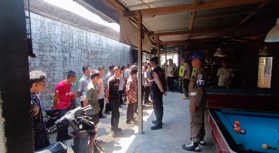 Petugas Satpol PP di Tulungagung Razia Puluhan Pelajar Bolos Sekolah