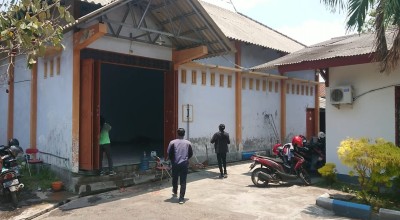 Gudang Belum Siap, KPU Tulungagung Gunakan Tempat Seadanya untuk Penyimpanan Logistik Pemilu