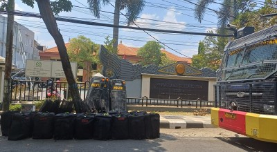 Sidang Perdana Pesilat Aniaya TNI di PN Lamongan Dijaga Ketat, Massa Dipaksa Balik Kanan