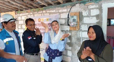 3.623 Rumah Warga Kurang Mampu di Lamongan Terima Bantuan Pasang Baru Listrik