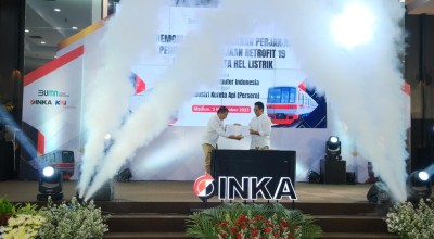 KAI Commuter dan PT INKA (Persero) Tandatangani Kontrak Pekerjaan Retrofit 19 Trainset