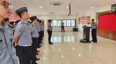 Pimpin Apel Pagi di Rutan Surabaya, Kadiv Pemasyarakatan Harapkan Peningkatan Pelayanan Tahanan
