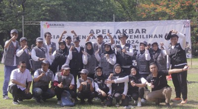 Bawaslu Lamongan Gelar Apel Akbar Siaga Pemilu 2024: Hindari Intervensi!