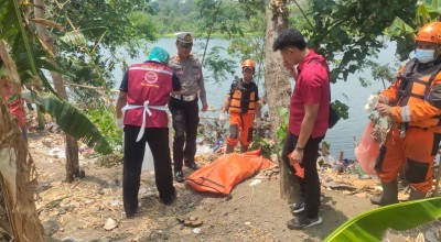 Mayat Wanita Berbaju Tidur Ditemukan Mengapung di Sungai Brantas Kediri