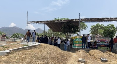 Suasana Pemakaman Mahasiswi Kedokteran Unair asal Kediri yang Tewas Dalam Mobil