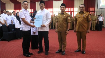 Serahkan SK Pengangkatan PPPK Pemkot Pasuruan, Gus Ipul : Wujudkan Kinerja yang Berdampak