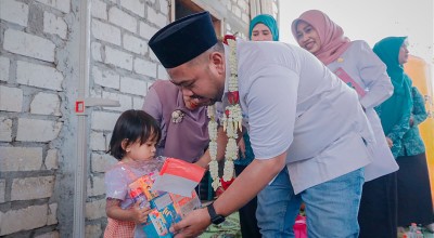 Wujudkan Gresik Bebas Stunting, Bupati dan Ketua TP PKK Berikan Makanan Tambahan