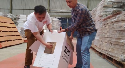 KPUD Bangkalan Cek Gudang Logistik Pemilu 2024, Ini Hasilnya