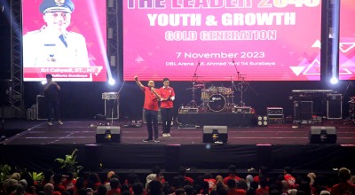 Siapkan Pemimpin Masa Depan, Wali Kota Eri Bakar Semangat Pemuda Surabaya di The Leader 2045