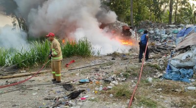 Api Pembakaran Sampah Sambar Gudang Rongsokan di Kediri