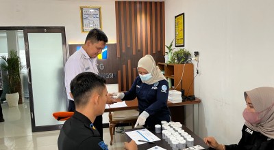 Pastikan Keselamatan Penumpang, Masinis dan Kru KA di Madiun Jalani Tes Narkoba