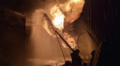 Seorang Karyawan Gudang Tiner yang Terbakar di Kalianak Surabaya Belum Diketahui Keberadaannya