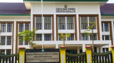 8 Mantan Anggota DPRD Bangkalan Belum Kembalikan Mobil Dinas