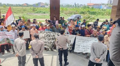 Batal Mediasi, Warga Sumuragung Baureno Kembali Gruduk Kantor DPRD Bojonegoro