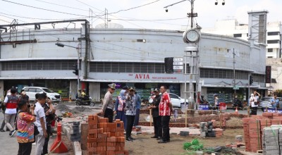 Pemkot Malang Bongkar Median Jalan di Persimpangan PLN dan Rajabali, Ini Tujuannya