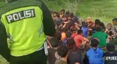 Puluhan Anak-anak dari Surabaya Nggandol Truk, Diamankan Polisi di Bangkalan